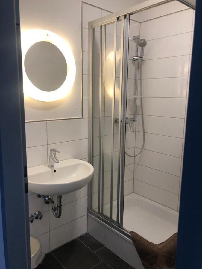 Pension Gaestehaus Kautz Карлсруэ Экстерьер фото